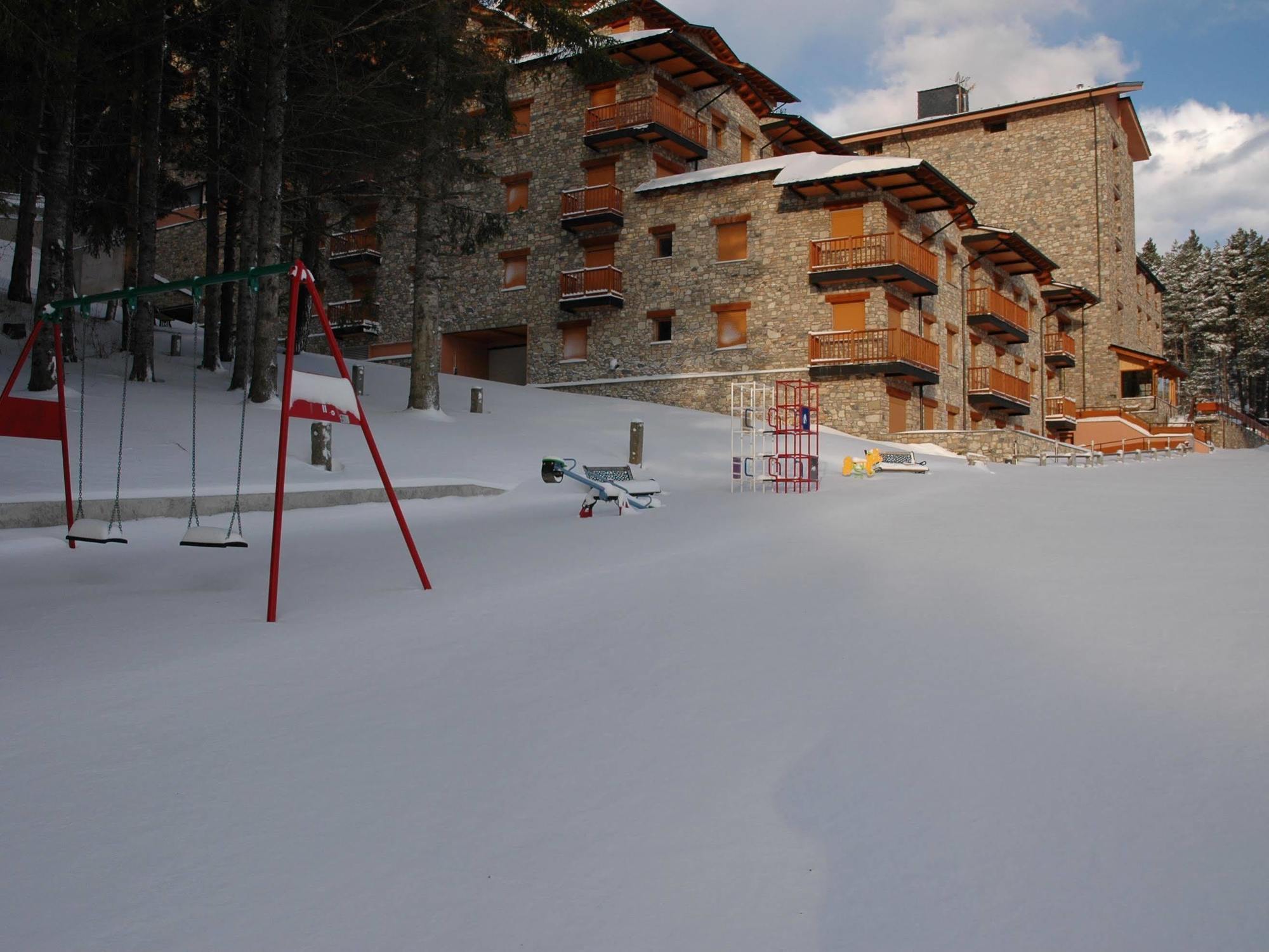 Hotel Supermolina La Molina  Exteriör bild