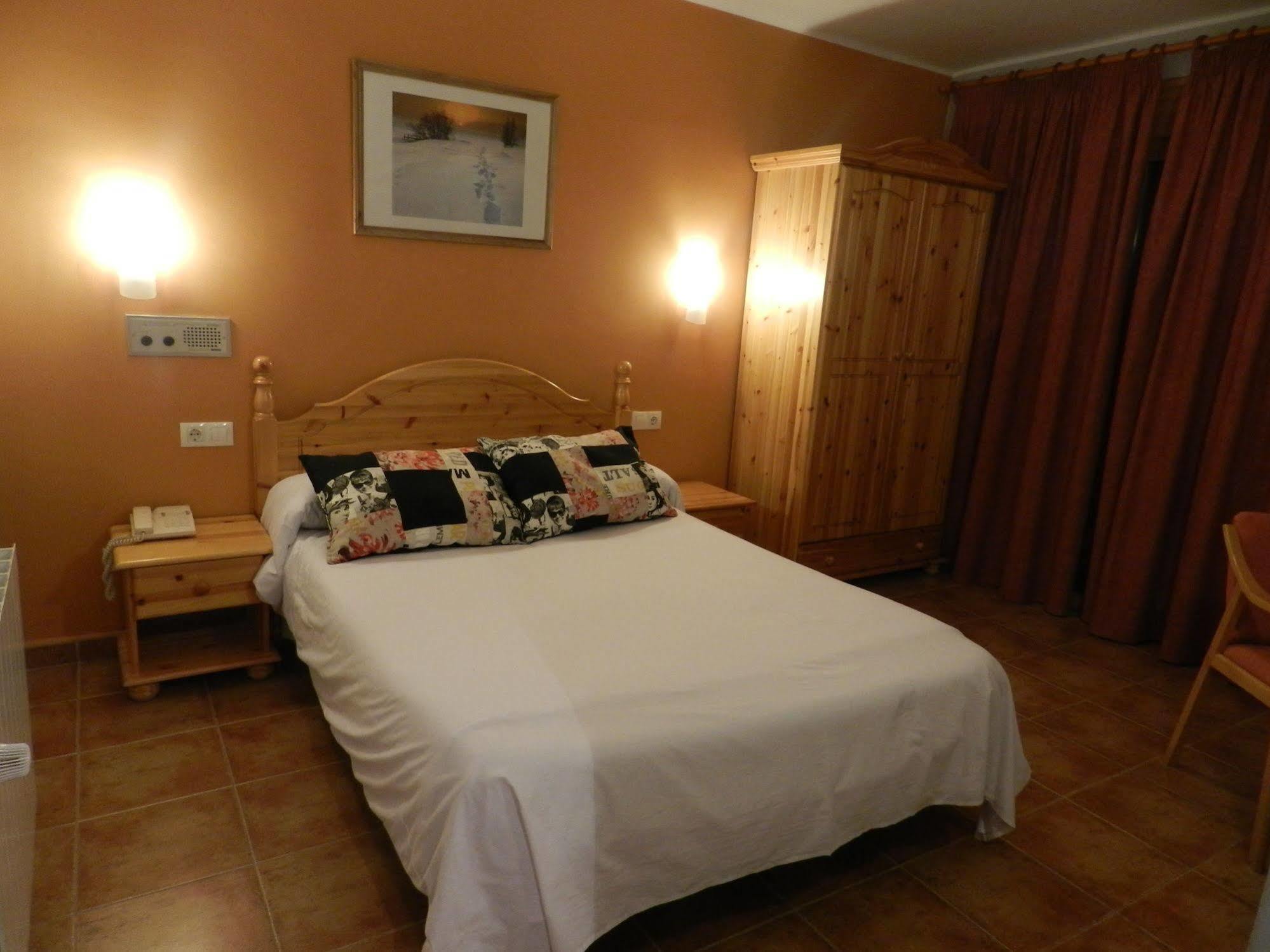 Hotel Supermolina La Molina  Exteriör bild